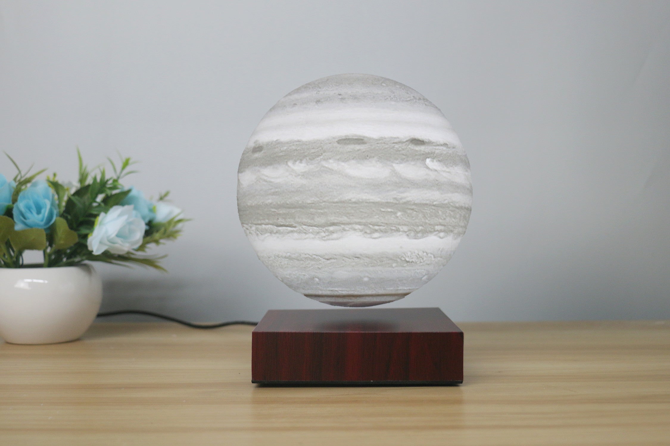 Levitating Earth Jupiter Lamp Magnetic Floating LED Night Light -  Magnetic Simplicity